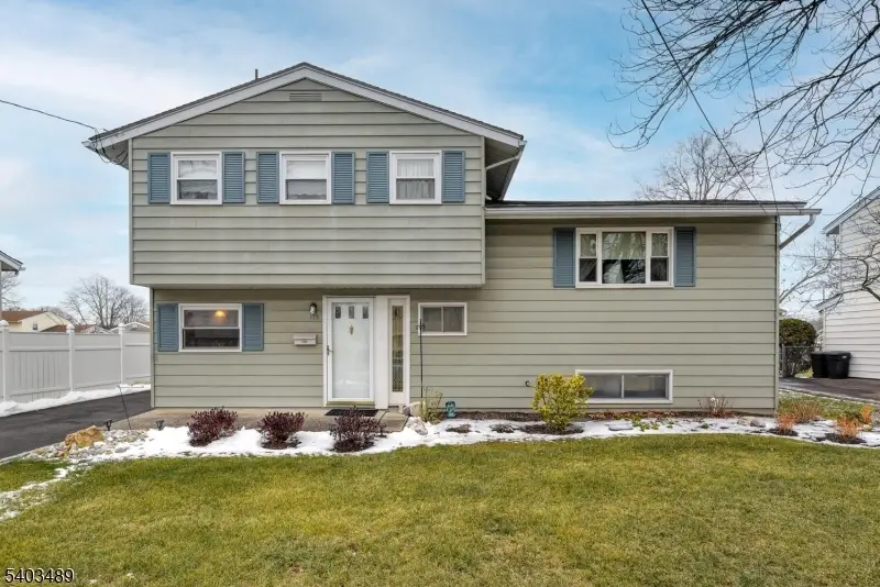 113 Berwick St, Raritan, NJ 08869 - Image #1