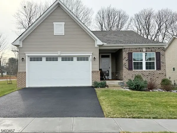 161 Clubhouse Dr, Washington Twp., NJ 07882