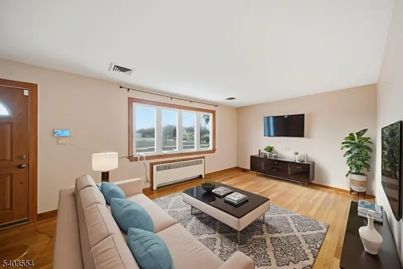 52 Broadway, Clark, NJ 07066 - Image #2