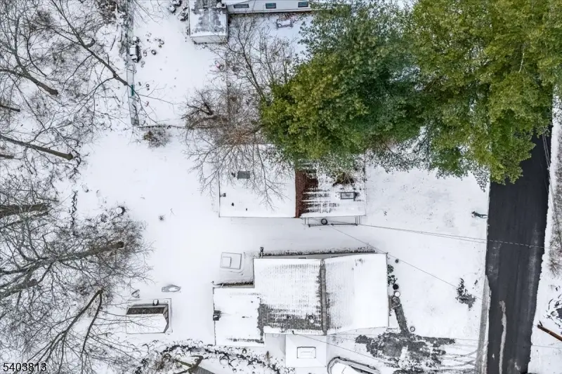 46 Wildwood Rd, Oak Ridge, NJ 07438 - Image #3