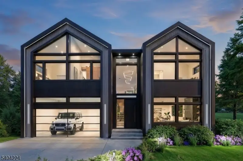 95 Fellswood Dr, Livingston, NJ 07039 - Image #1