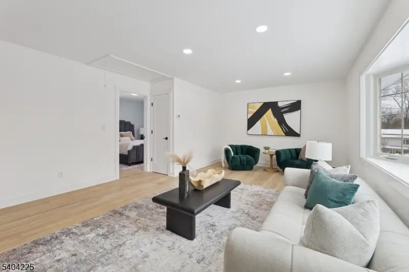 512 N Lake Shore Dr, Upper Greenwood Lake, NJ 07421 - Image #3