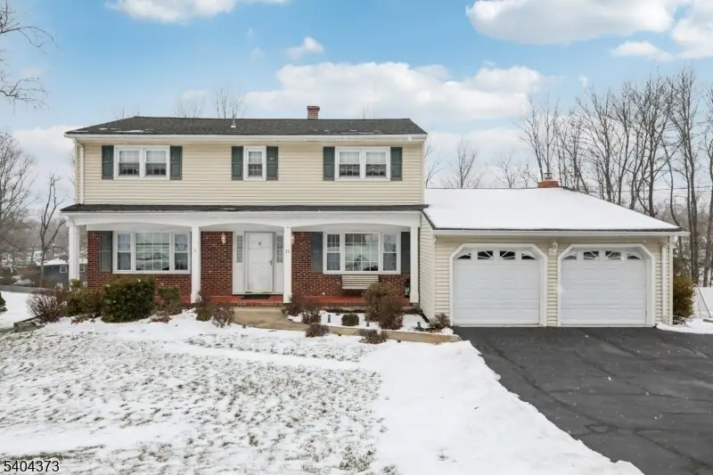29 Joyce Dr, Succasunna, NJ 07876 - Image #1