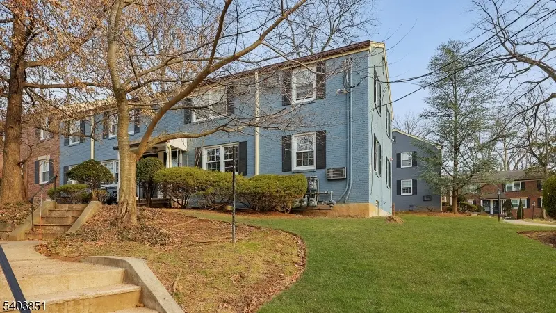 201 Lincoln Park E, Cranford, NJ 07016 - Image #1