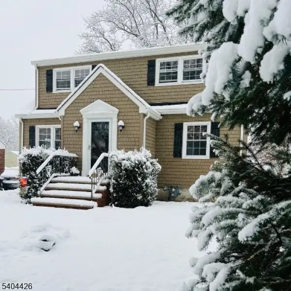 15 Onyx Ter, North Haledon, NJ 07508 - Image #1