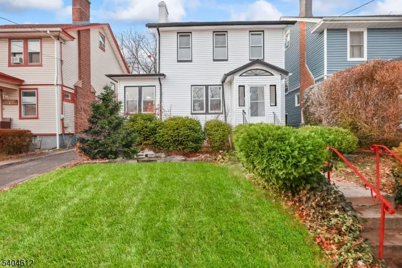 21 Eastern Pkwy, Newark, NJ 07106 - Image #1