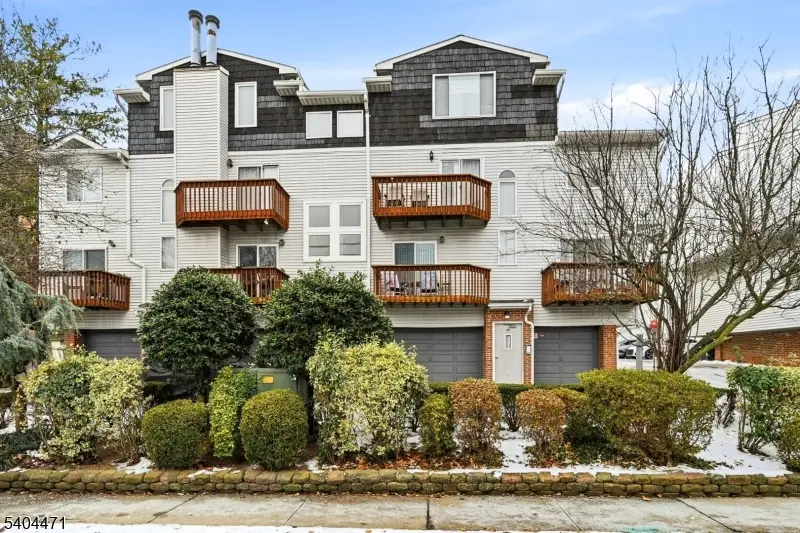 31 Fairmount Ave, Hackensack, NJ 07601 - Image #3