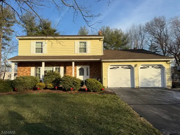 2 Michael Ct, Pequannock Twp., NJ 07444