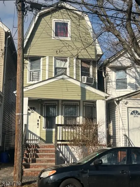 281 S 18th St, Newark City, NJ 07103