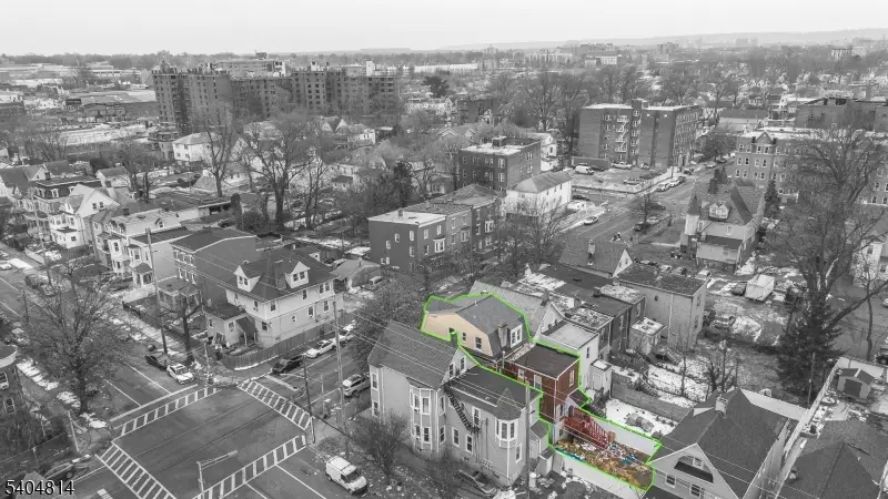 267 6th Ave W, Newark, NJ 07107 - Image #2