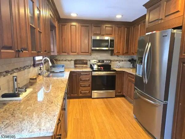 22 Lloyd Ave, Stanhope Boro, NJ 07874