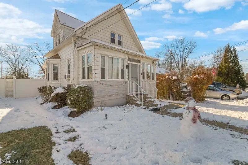548 Bridgewater Ave, Finderne, NJ 08807 - Image #3
