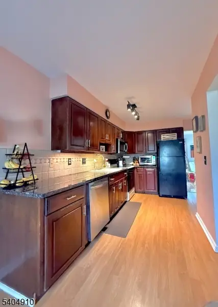 13 Mission Hills Rd, Clinton Township, NJ 08801 - Image #2