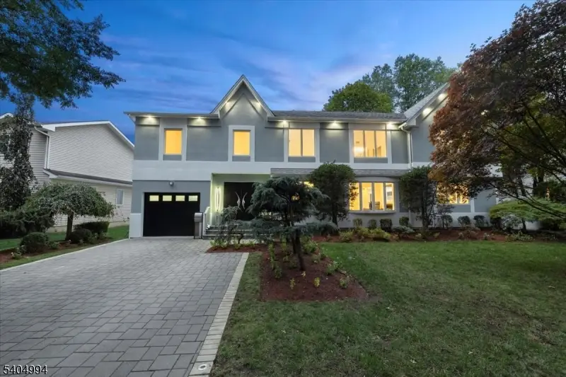 827 Alden Rd, Paramus, NJ 07652 - Image #1