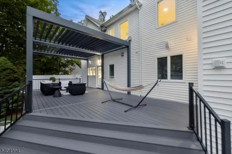 827 Alden Rd, Paramus, NJ 07652 - Image #3