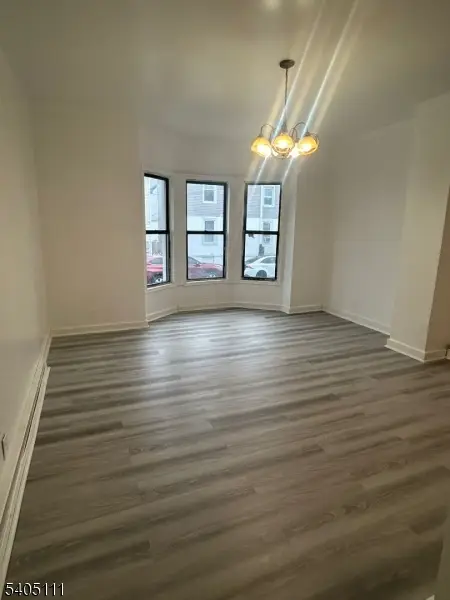 25 Oak St #25, Paterson, NJ 07501 - Image #2