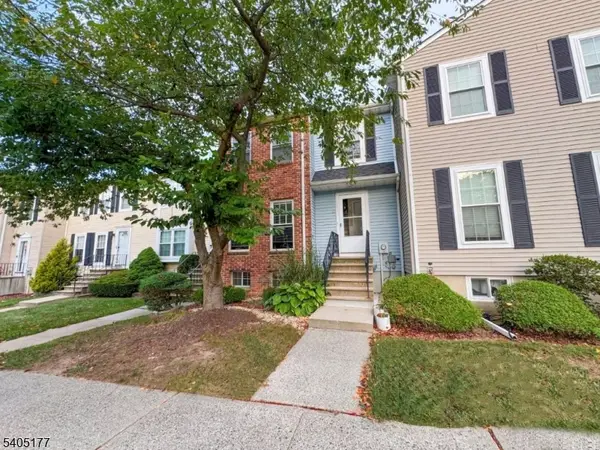 10 Mochen Ct, Sayreville Boro, NJ 08872