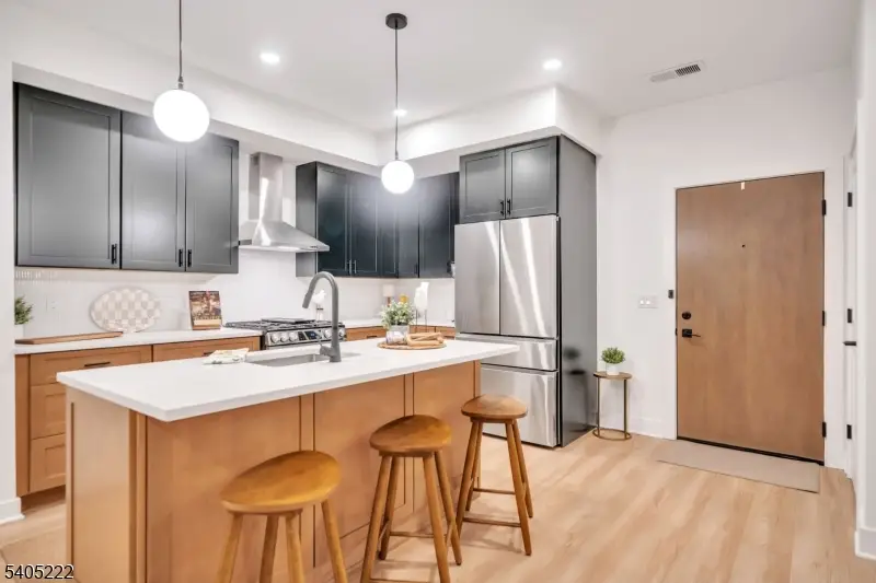 103 Encampment Ct., Montville, NJ 07082 - Image #2