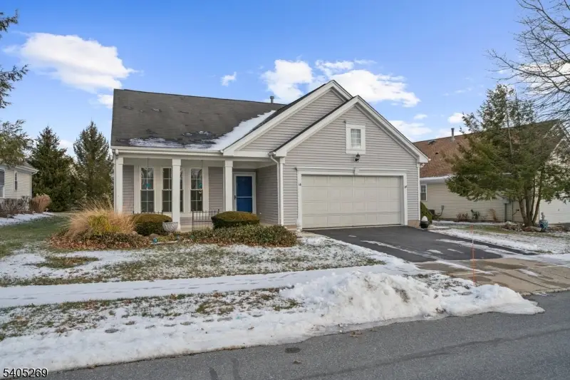 14 Stafford Ln, Brookfield, NJ 07823 - #1
