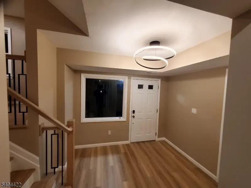 208 Holly Dr, Roselle, NJ 07203 - Image #3