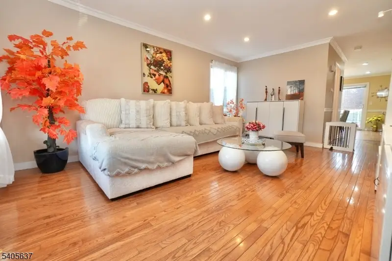 78 Jannarone St Unit B #B, Nutley, NJ 07109 - #3