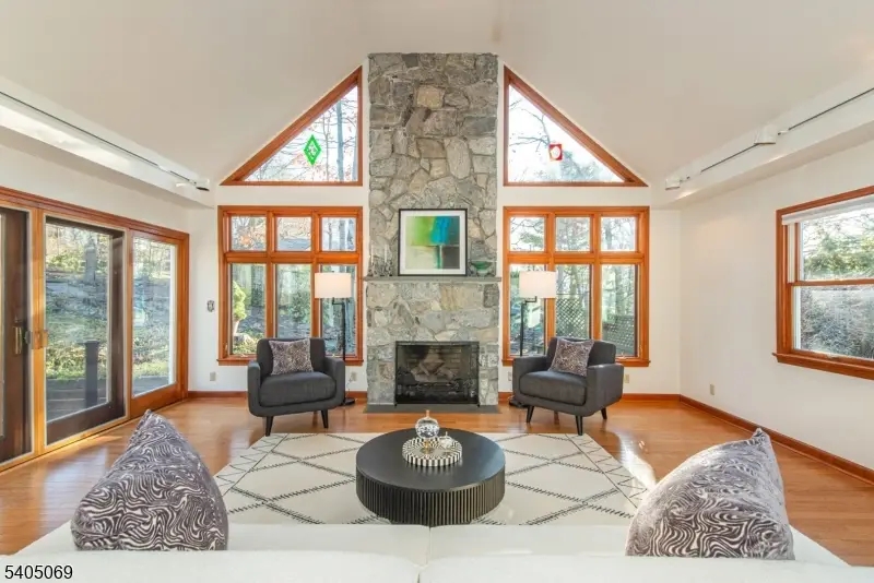 24 Lenox Ter, West Orange, NJ 07052 - Image #3