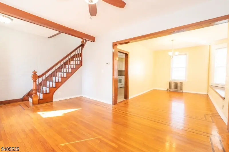 113 E Curtis St, Linden, NJ 07036 - Image #3