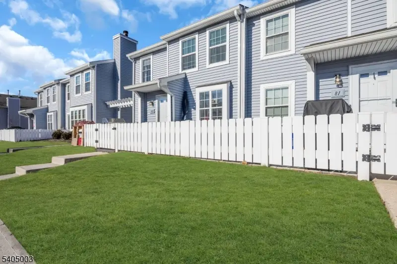 82 Almond Dr, Franklin Township, NJ 08873 - Image #1