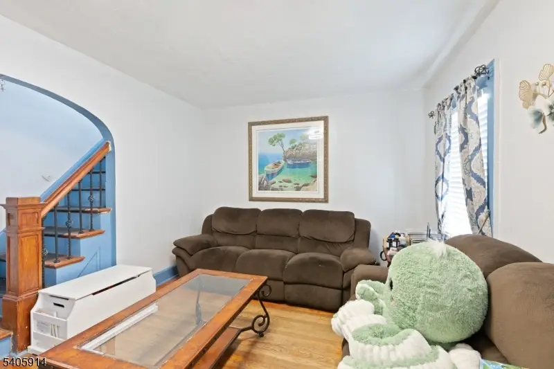 276 E 26th St, Paterson, NJ 07514 - #2