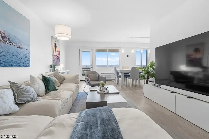 307 Prospect Ave #17D, Hackensack, NJ 07601 - #2