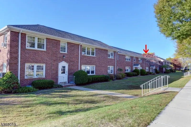255 Bogert Road #2A, River Edge, NJ 07661 - Image #3