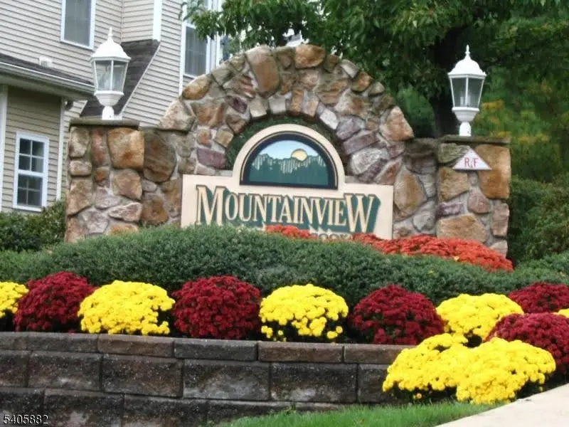 3038 King Ct, Dunellen, NJ 08812 - Image #1