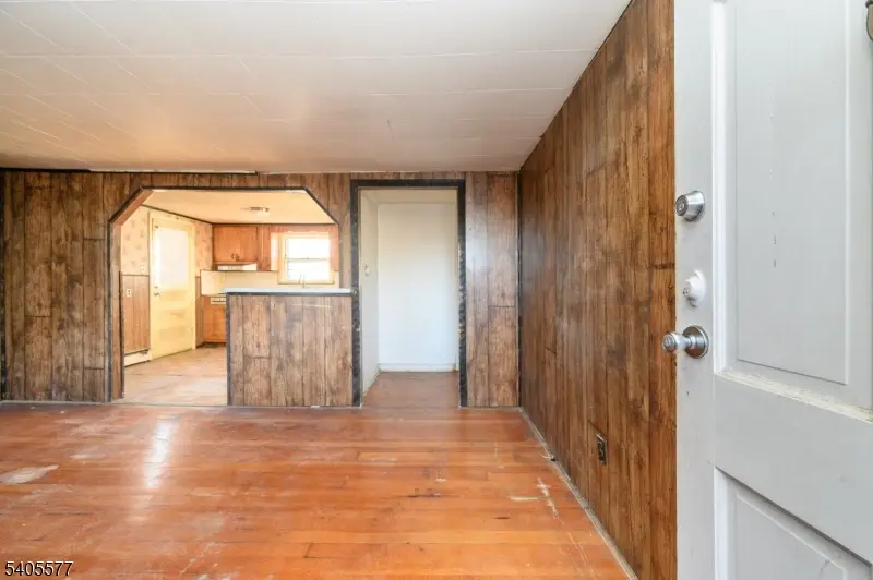 49 Navajo Ave, Lake Hiawatha, NJ 07034 - Image #3