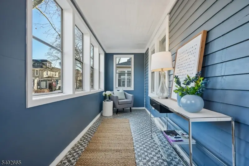 32 Edgewood Rd, Glen Ridge, NJ 07028 - Image #2