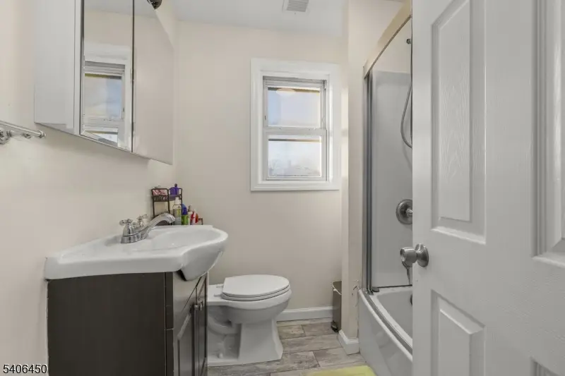 750 Madison Ave, Elizabeth, NJ 07201 - Image #3