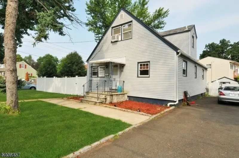 291 Seaton Ave #1, Roselle Park, NJ 07204 - Image #1