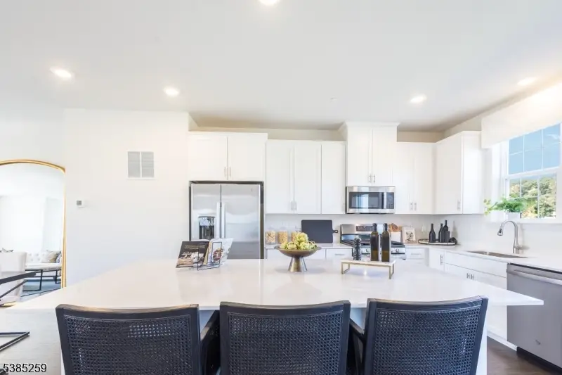 42 Gladstone Ct, Hanover, NJ 07981 - Image #1