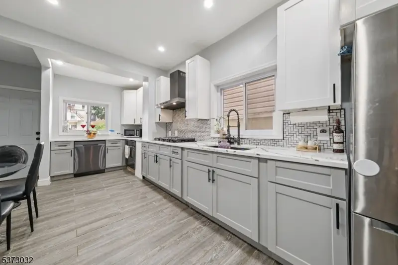 297 W Runyon St, Newark, NJ 07108 - #2