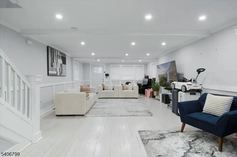 113 Sanford St, East Orange, NJ 07018 - Image #1