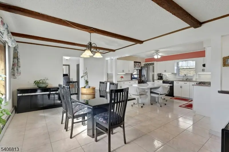 4 Highfield Ct, Wayne, NJ 07470 - Image #3