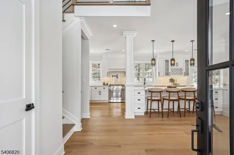 1 Cromwell Dr, Morris, NJ 07960 - Image #2