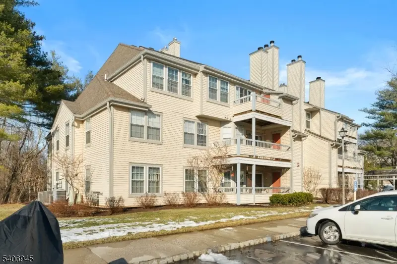 303 Trinity Ct #11, West Windsor Township, NJ 08540 - #1