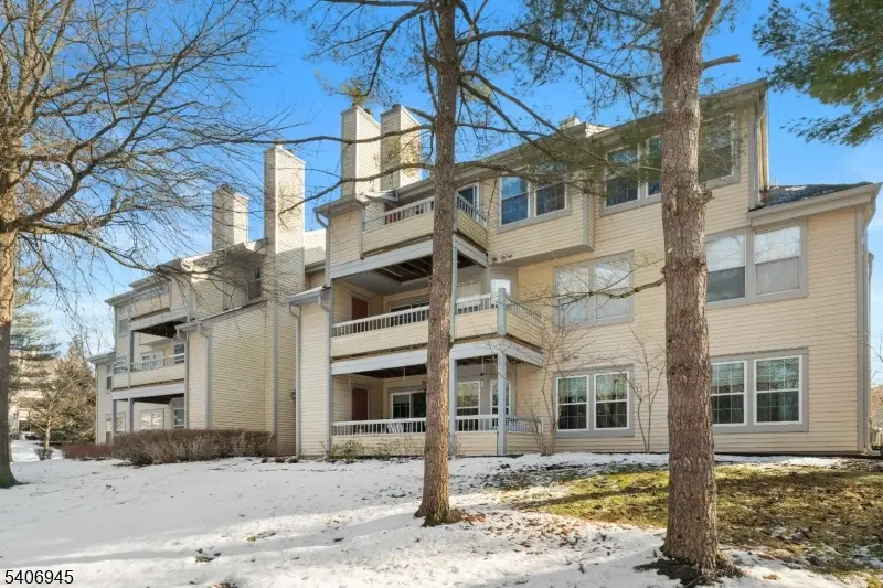 303 Trinity Ct #11, West Windsor Township, NJ 08540 - #3