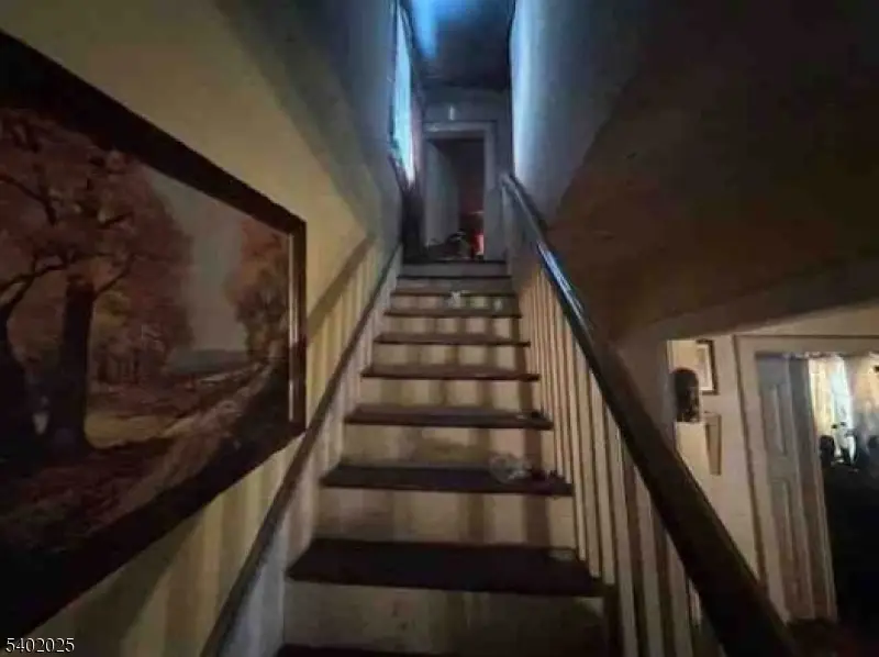 8 Arcadia Pl, Vauxhall, NJ 07088 - Image #2