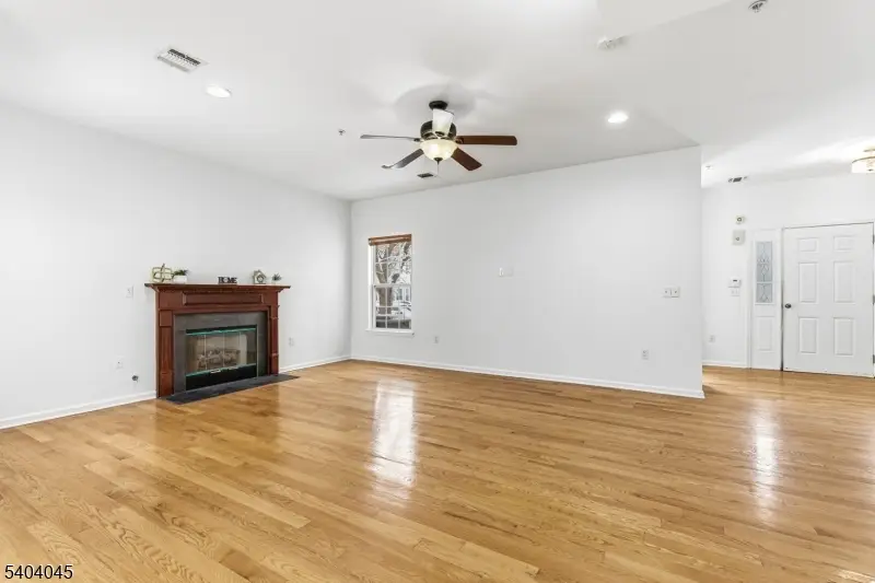 54 Forest Dr, Piscataway, NJ 08854 - Image #2