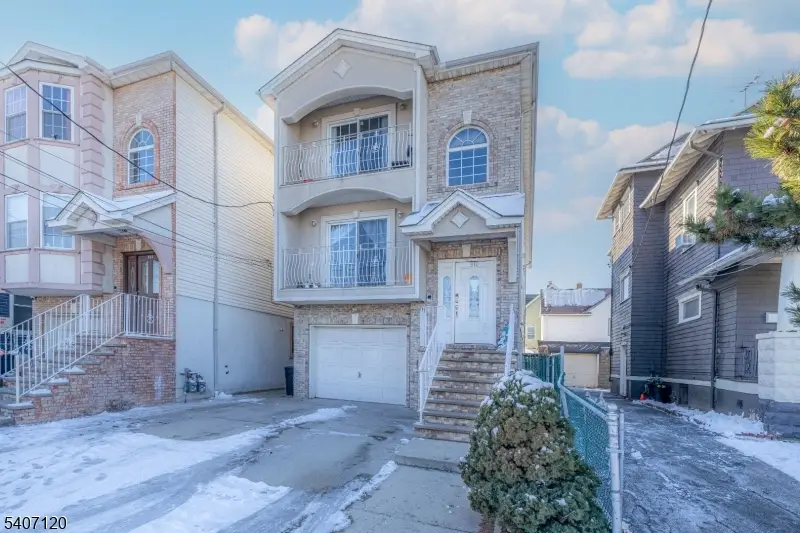 310 1st Ave, Elizabethport, NJ 07206 - #2