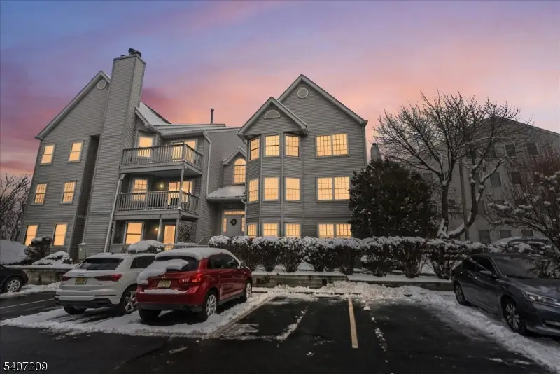 49 Boulder Run Rd, Paterson, NJ 07501 - Image #1