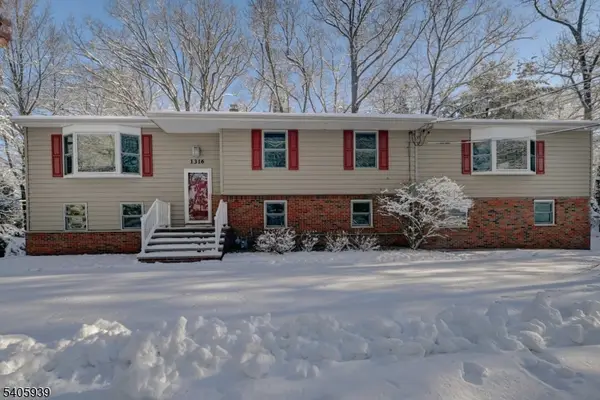 1316 Alps Rd, Wayne Twp., NJ 07470