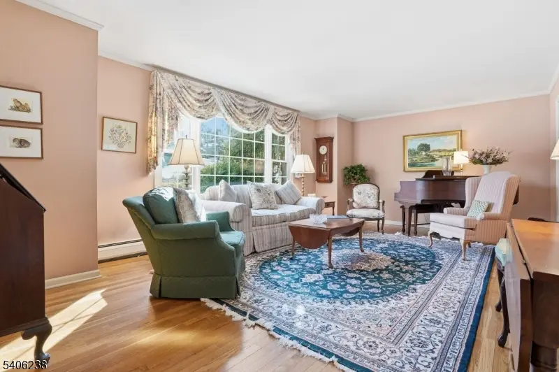 33 Yarmouth Dr, New Providence, NJ 07974 - Image #3