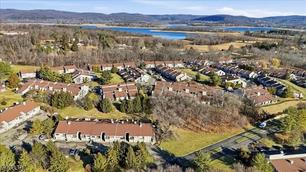 4 The Crescent, Union Twp., NJ 08809